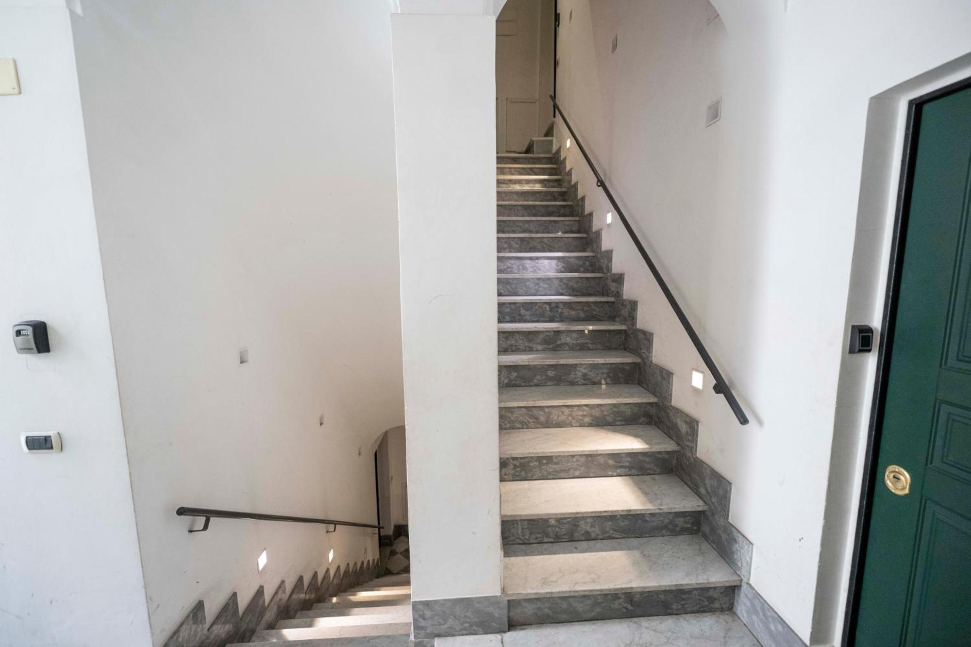 Ibernesi 23 - Fori Imperiali Apartment Rome Bagian luar foto