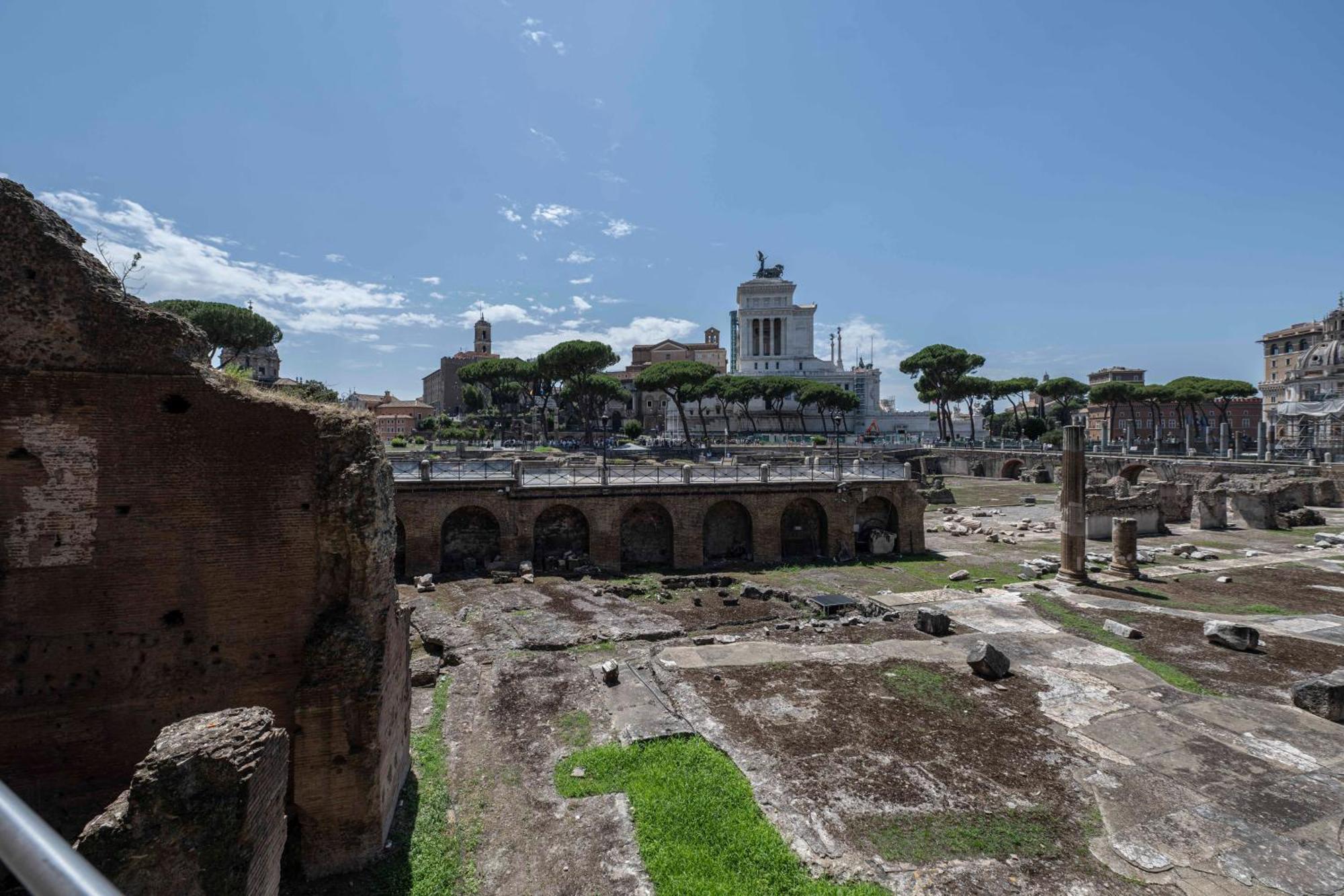 Ibernesi 23 - Fori Imperiali Apartment Rome Bagian luar foto
